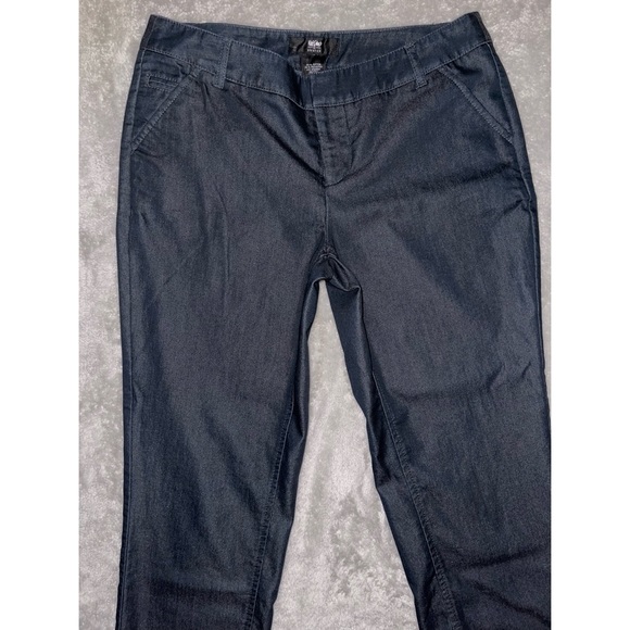 Women’s Dark Blue Mossimo Supply Co. Capri Slacks 💙 - Picture 14 of 17